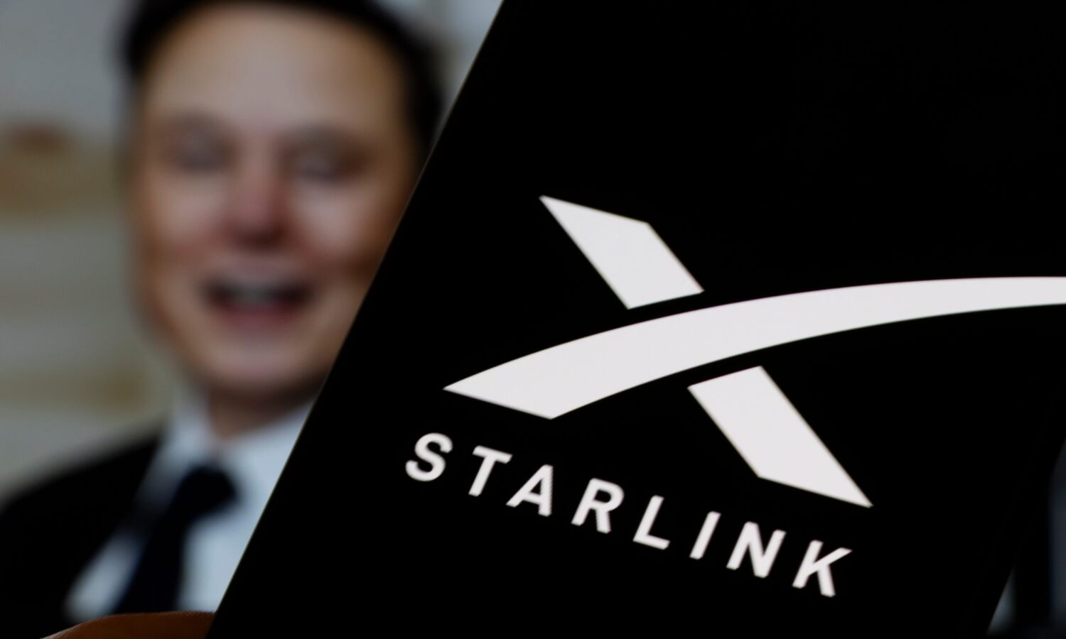 SpaceX zmienia zdanie w sprawie Polski. Klienci mogą spać spokojnie
