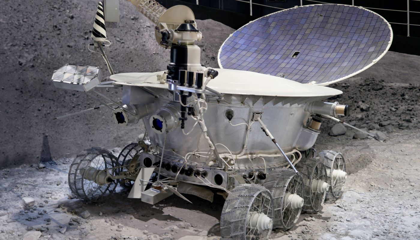 Te łaziki będą samodzielnie myśleć. Plan NASA na eksplorację Księżyca