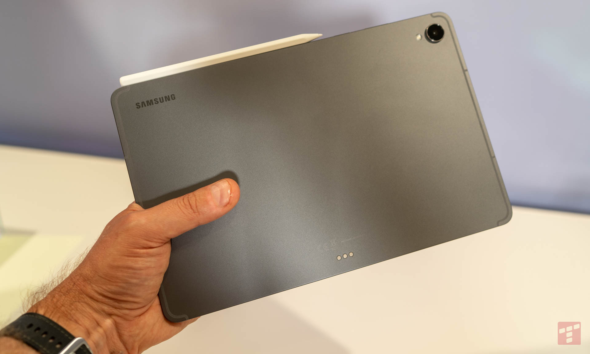 Samsung daje w prezencie etui z klawiaturą. Oto co trzeba zrobić