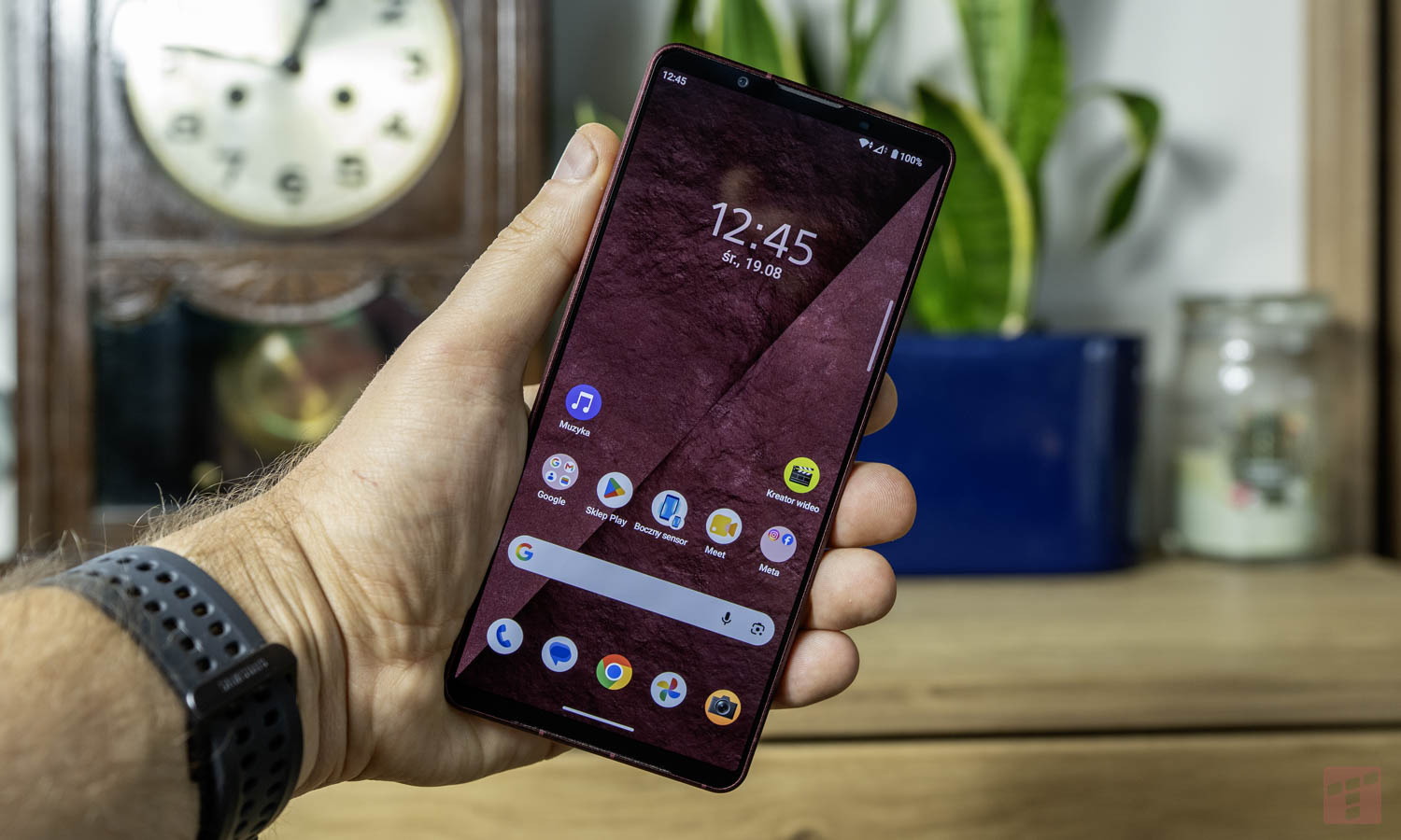 Xperia dostaje Androida 17. Sony dorzuca coś od siebie