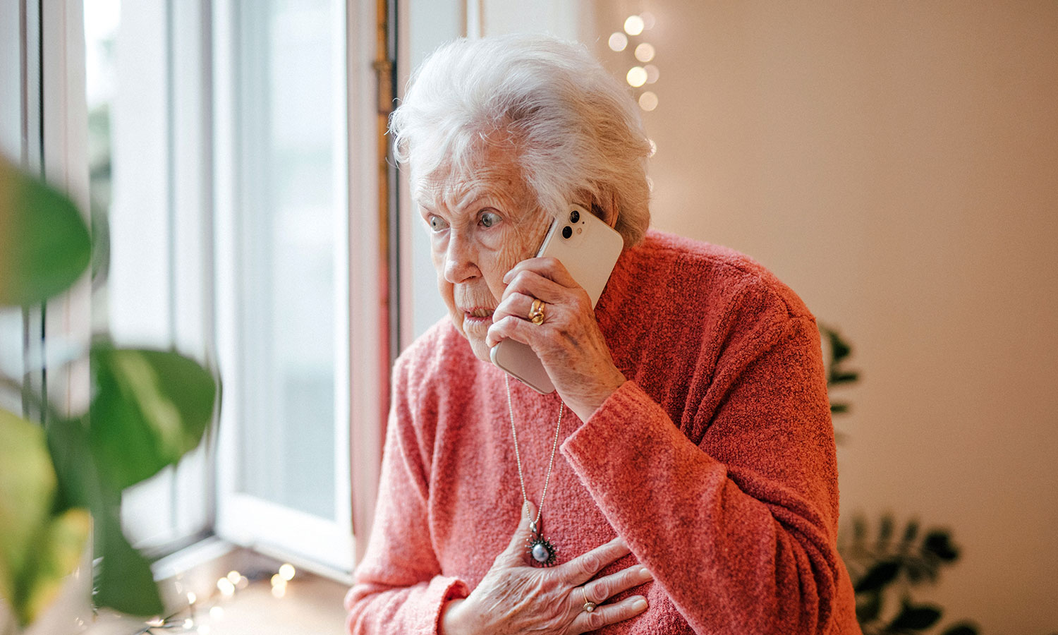 To, co usłyszała w telefonie wprawiło ją w osłupienie. Dała się nabrać