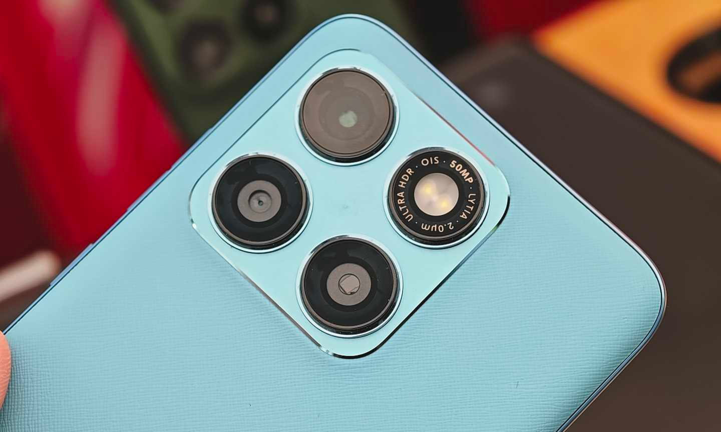 Nowa Motorola ma aparat 200 Mpix i baterię 6500 mAh. Za miesiąc w Polsce