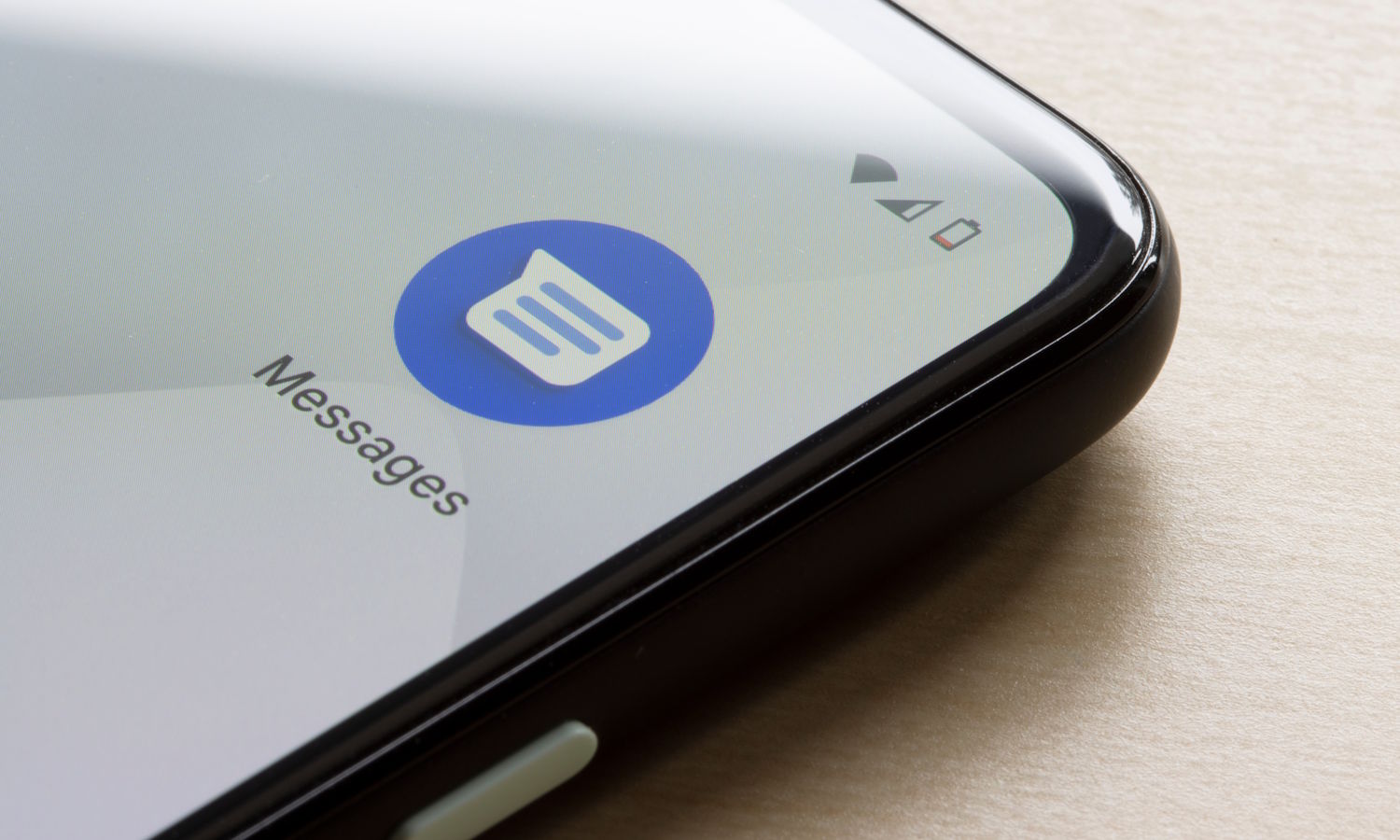 Lepiej zerknij na telefon. Może wysyłać SMS-y do losowych osób