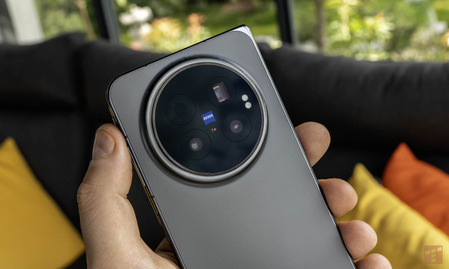Vivo X Fold6 w Polsce. Zapisz się teraz, dostaniesz 500 zł zniżki