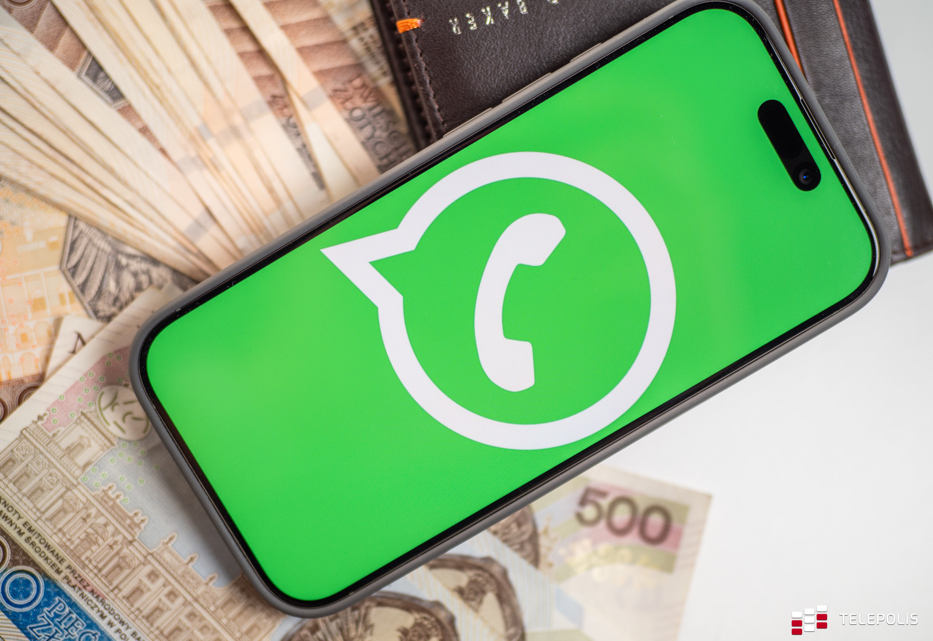 WhatsApp żegna bałagan, ulep został uporządkowany