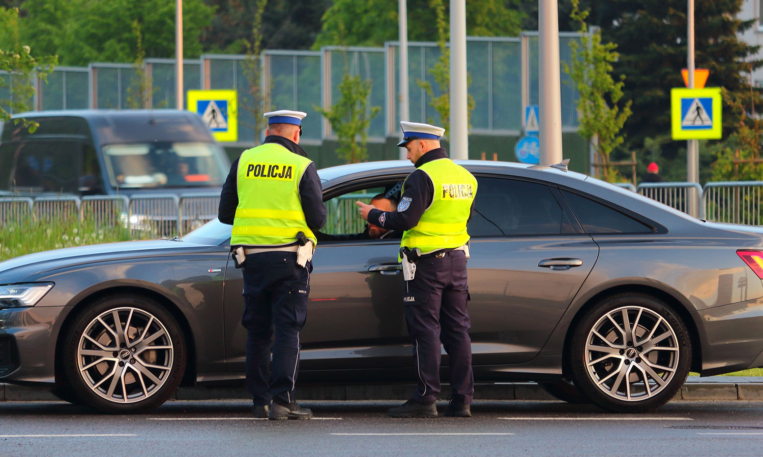 Sposób jazdy zwrócił uwagę policji. Kierowcy grozi teraz 5 lat