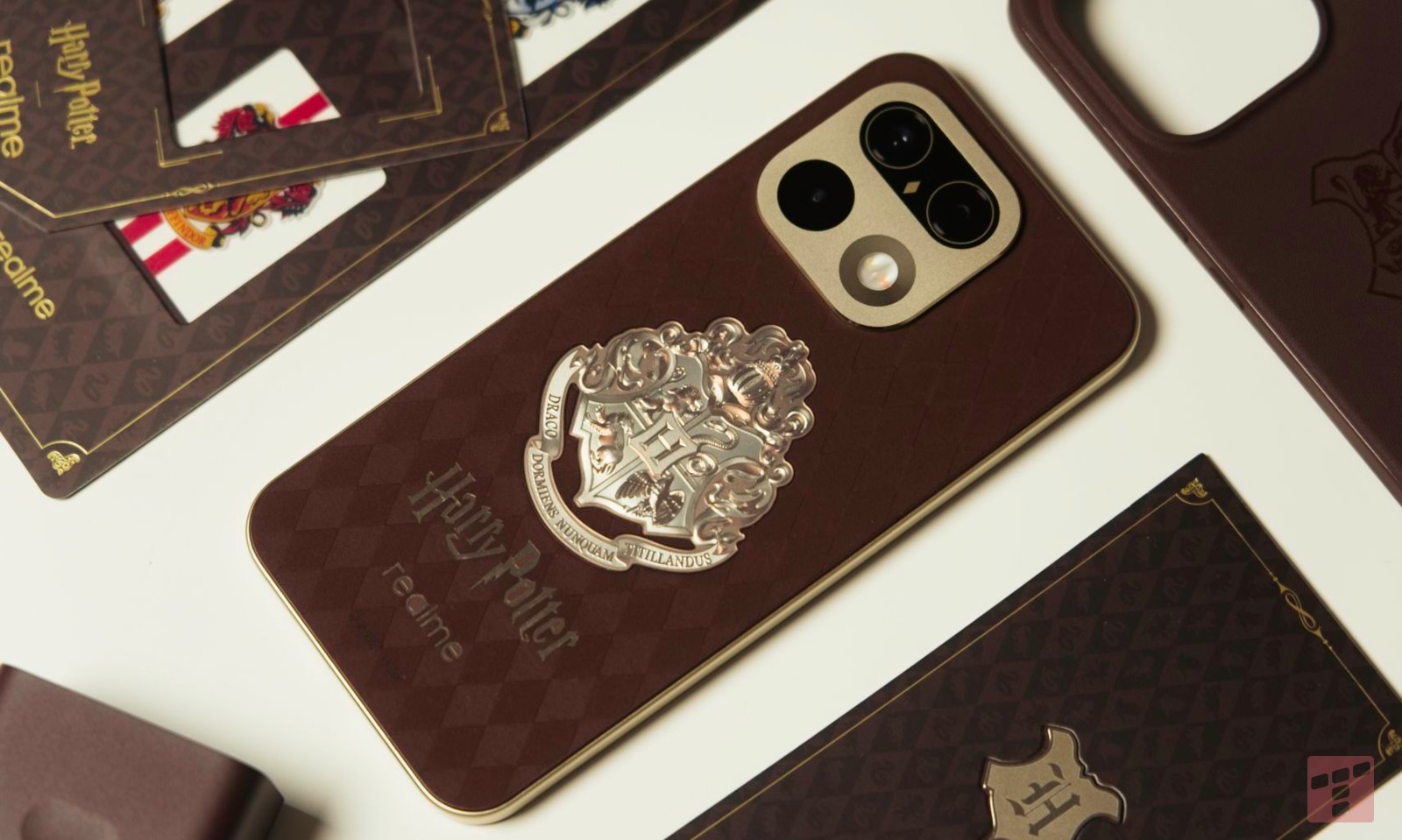 Ten telefon to olbrzymia dawka czarów i nostalgii. Sprawdziłem realme 16 Pro Harry Potter Edition