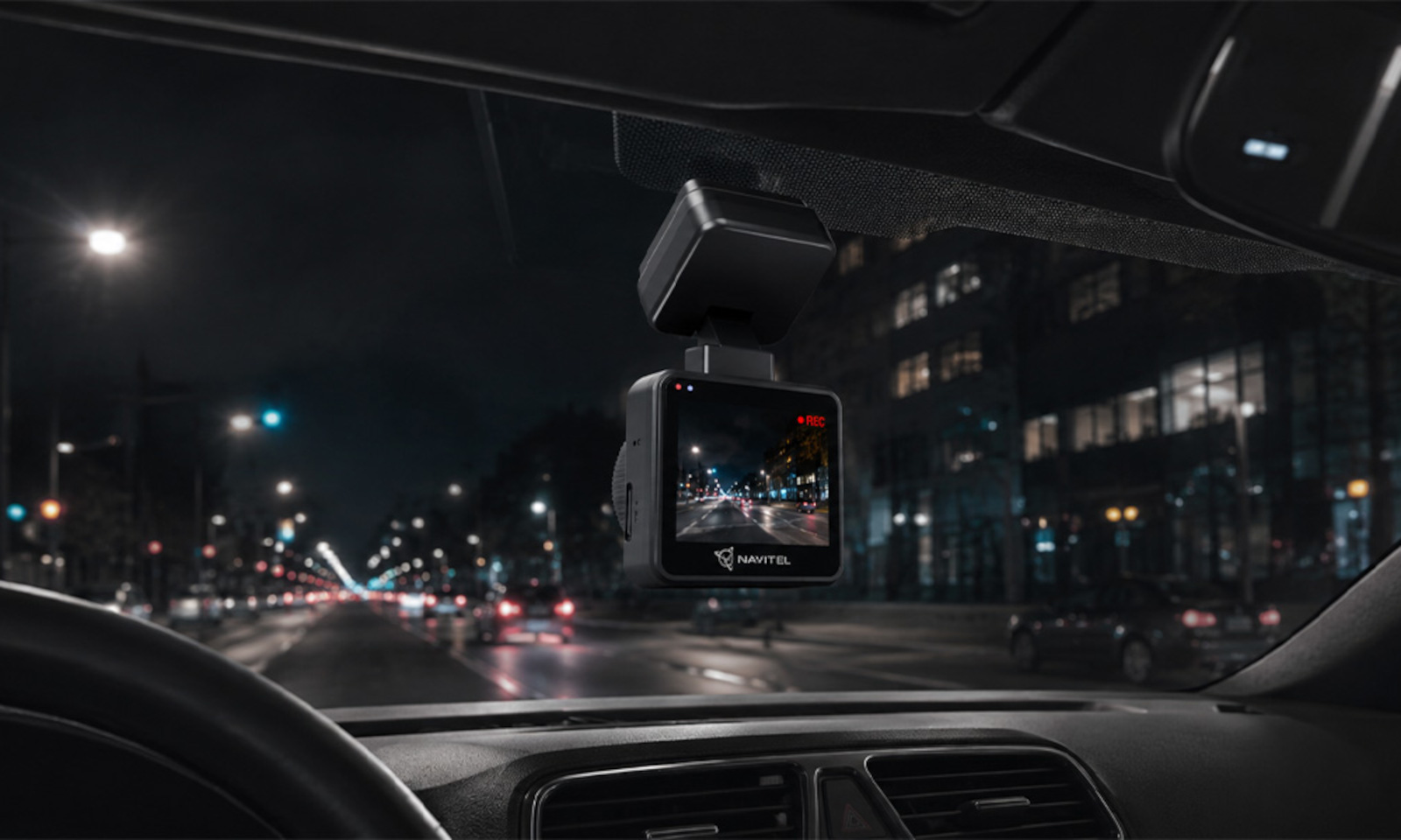 Hitowy wideorejestrator wraca w nowej, lepszej wersji. Oto Navitel R600 PRO