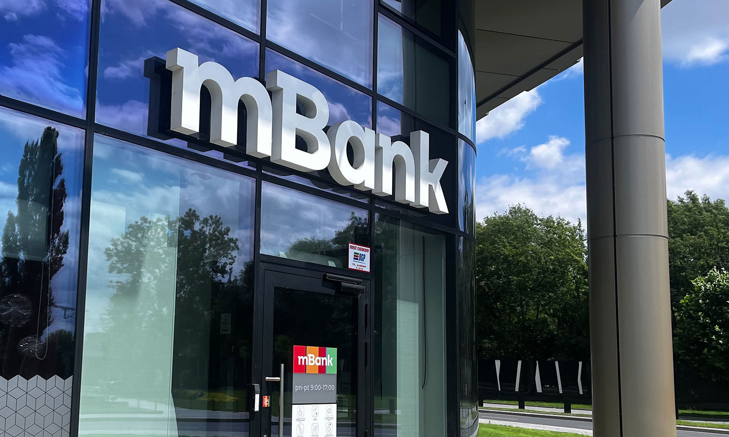 mBank z nowym komunikatem. 300 zł za jedną prostą rzecz