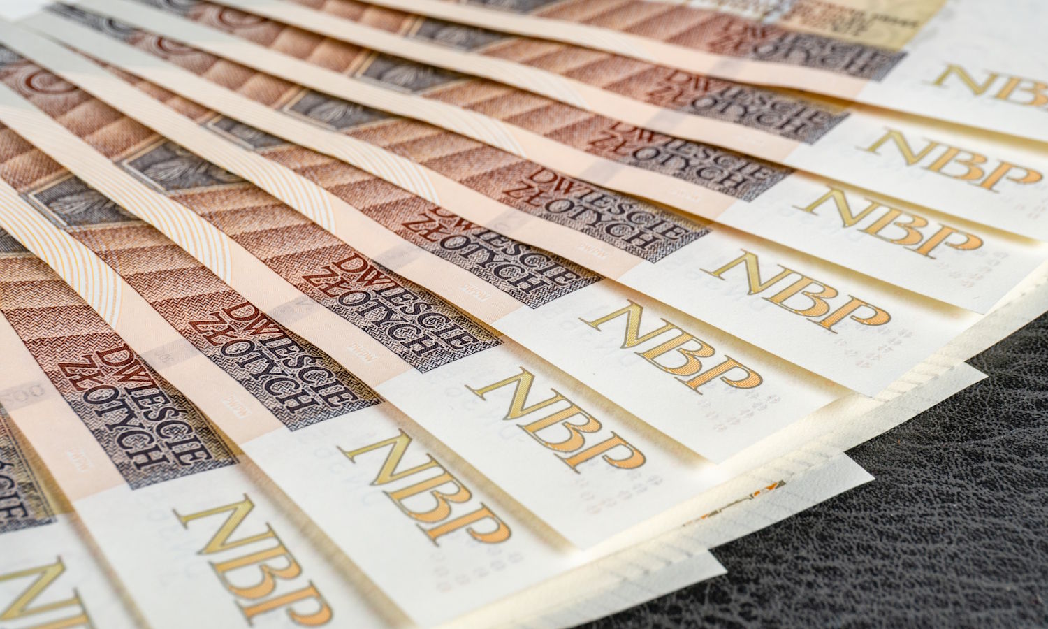 Banknot 19 zł naprawdę istnieje. To nie jest ściema ani AI