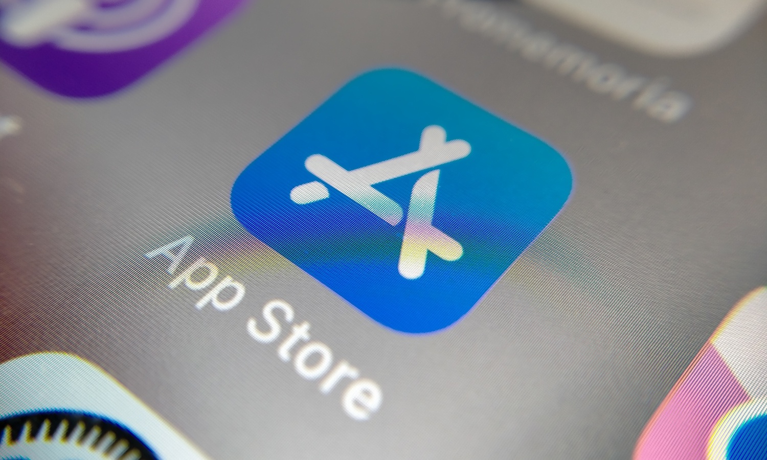 Apple bierze się za AI. Te aplikacje wylecą z iPhone’ów