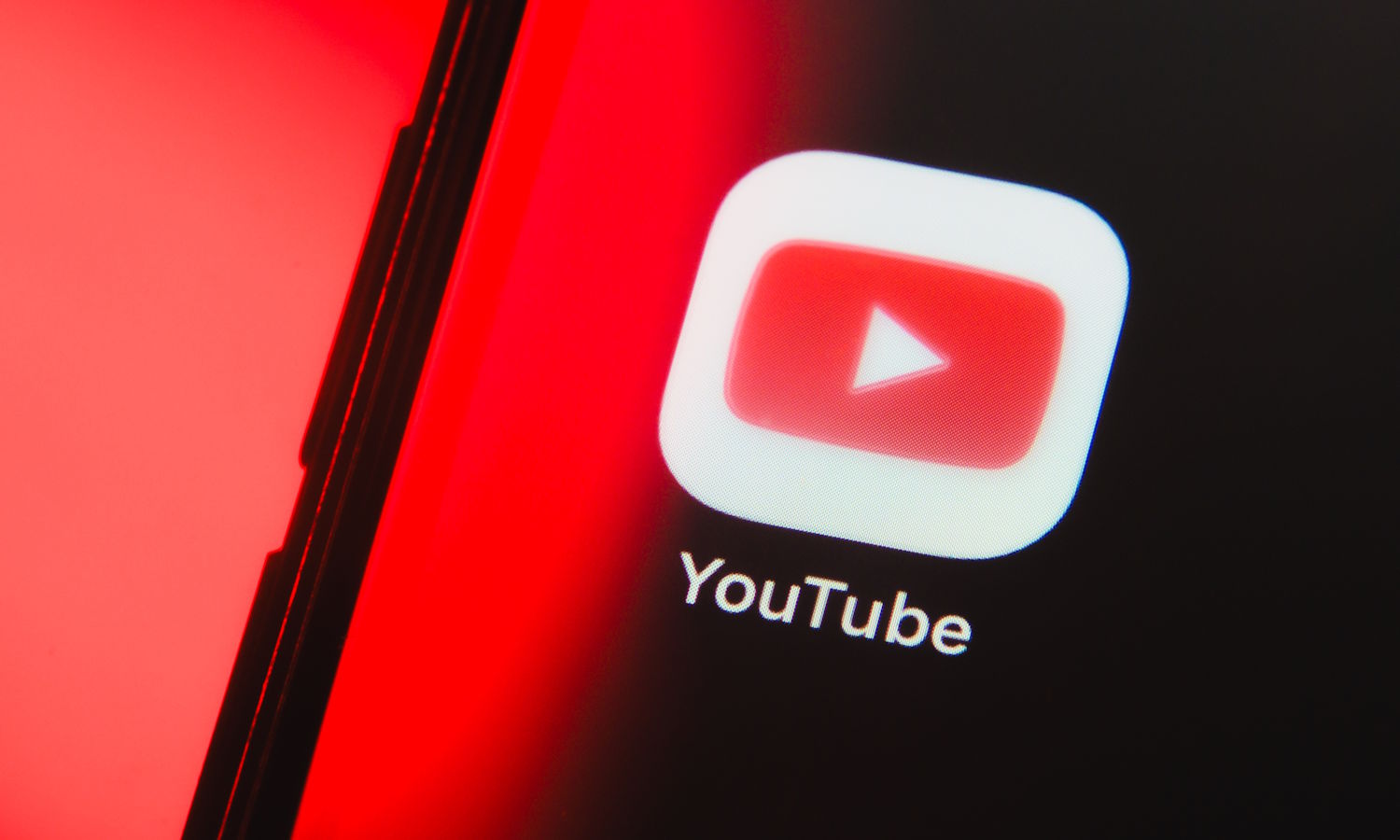 Rewolucja na YouTube. Odkryli, iż ludzie używają telefonów