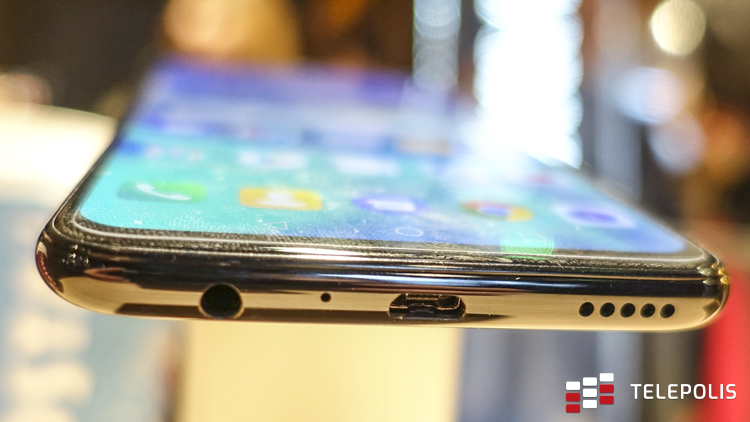 Huawei prezentuje w Polsce smartfon P Smart 2019 oraz zapowiada współpracę z Costa Coffee