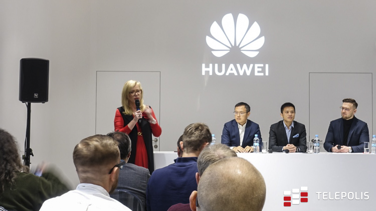 Huawei otwiera swój pierwszy salon sprzedaży w Polsce. Najpierw w Warszawie, a potem także w innych miastach