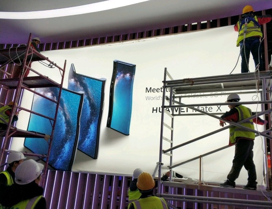 [Aktualizacja] Huawei Mate X - tak wygląda składany smartfon chinskiego giganta