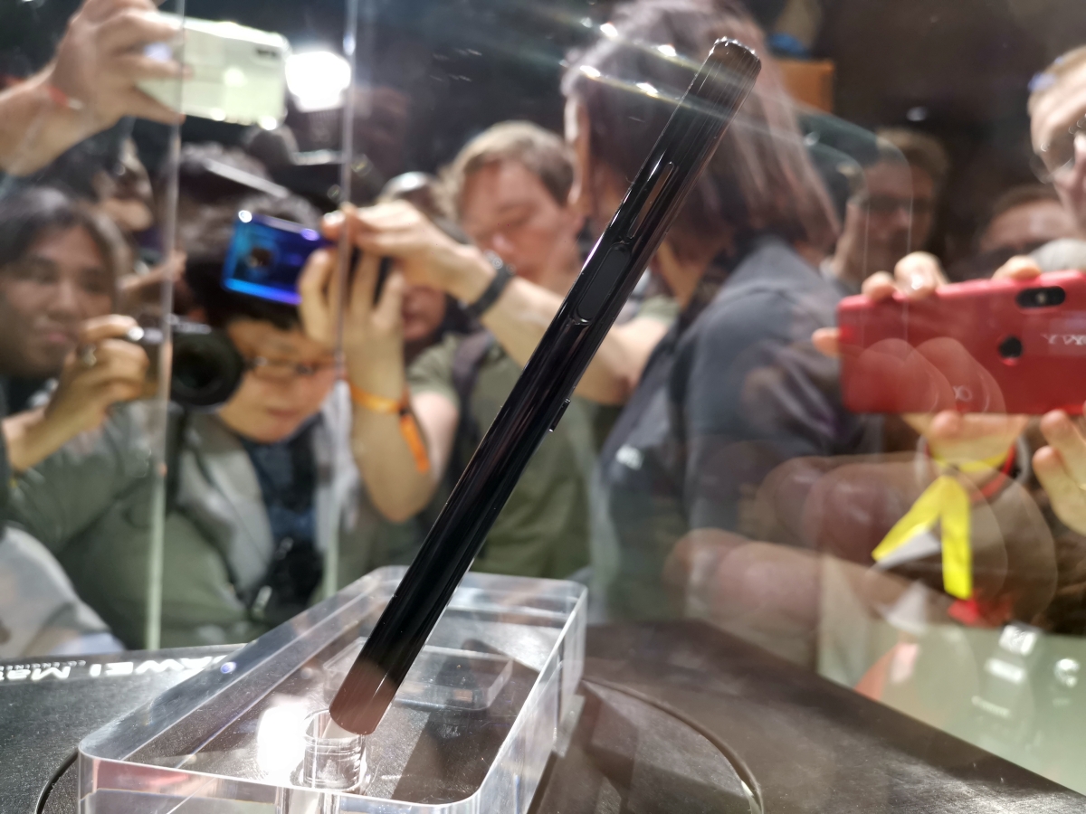 Huawei Mate X w obiektywie TELEPOLIS - tak wygląda najładniejszy obecnie składany smartfon