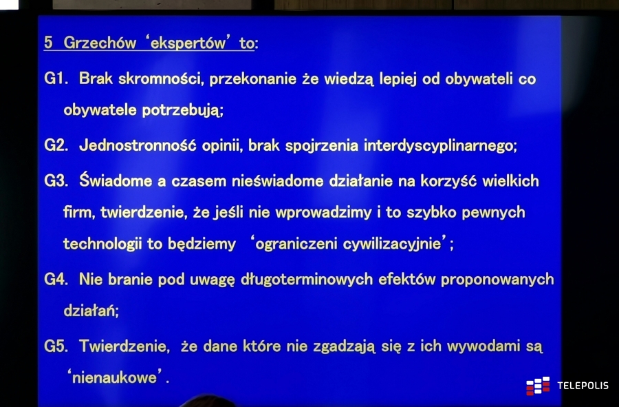 Protest przeciwko sieci 5G w Polsce był smutny. Teorie o szkodliwym PEM wybrzmiały w sejmie