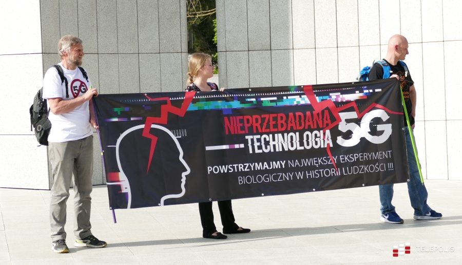 5G w Polsce bez opóźnień. Fake newsy w tym nie przeszkodzą