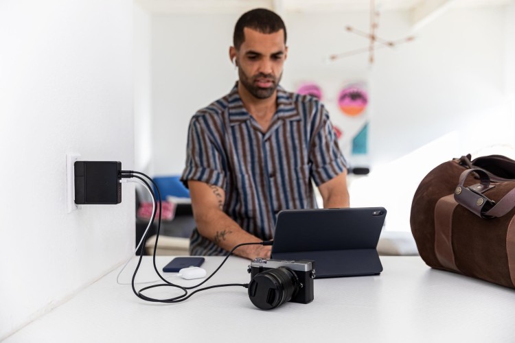 Przenośny akumulator mophie Powerstation Hub debiutuje na rynku