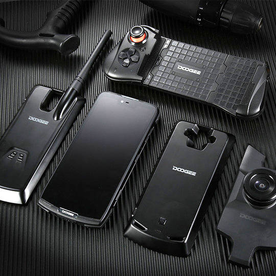 DOOGEE S90 Pro w sprzedaży. To ulepszona wersja modułowego smartfonu do zadań specjalnych