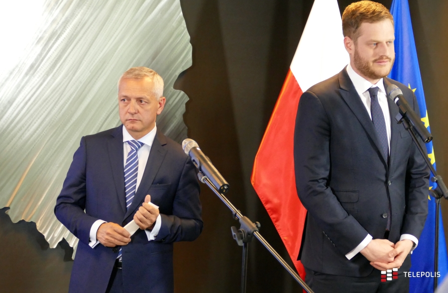 Mobilny Internet rządzi. Wkurzają kable, limity i słaby zasięg
