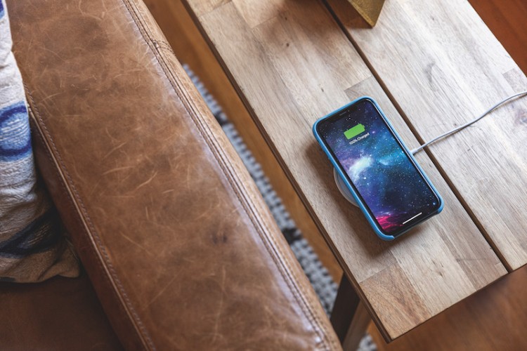 Nowe akcesoria mophie można kupić online lub w wybranych sklepach Apple