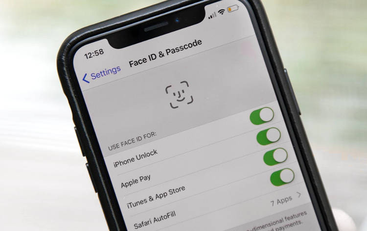 Znajdziesz błąd w iPhonie, dostaniesz od Apple milion dolarów