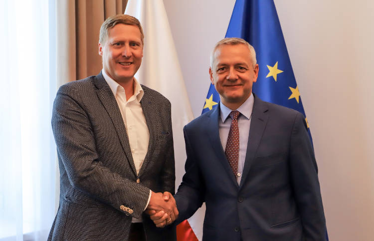 Profil Zaufany z Mobile Connect - porozumienie Ministerstwa Cyfryzacji i T-Mobile Polska podpisane