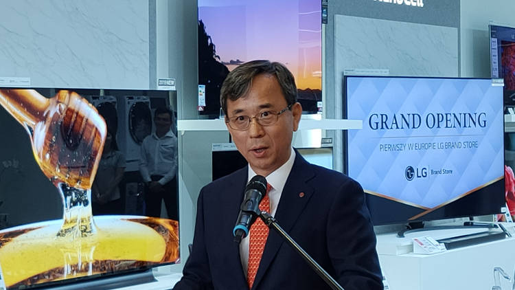 LG otwiera w Warszawie swój pierwszy w Europie Brand Store