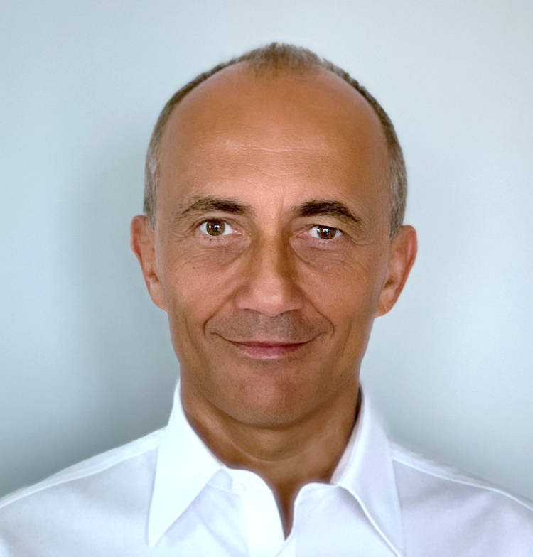 Kuba Pancewicz dołącza do T‑Mobile Polska