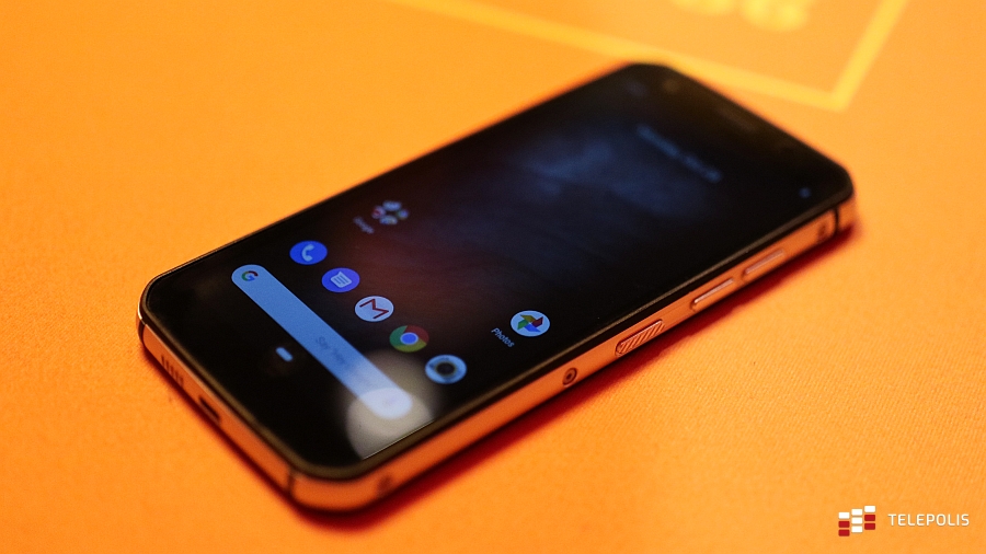 CAT S52 to odporny telefon godny Bonda. Kobiety Bonda