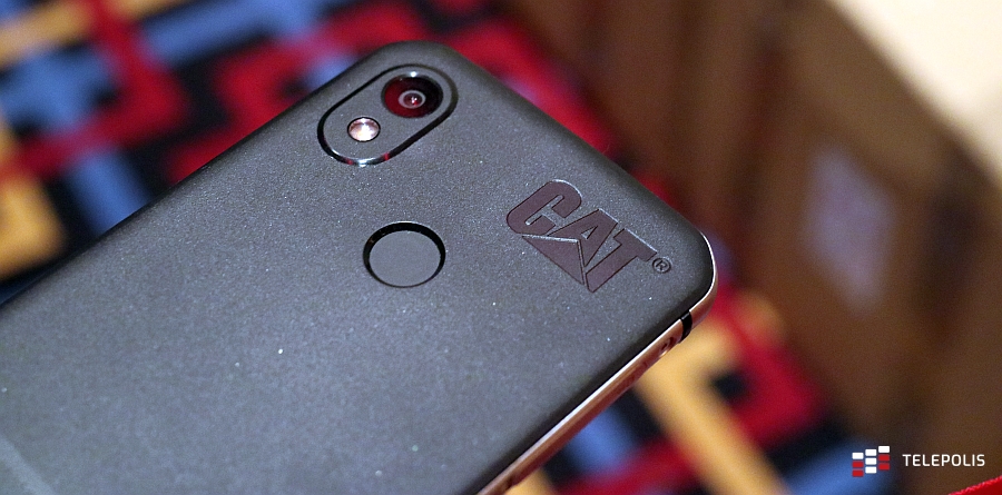 CAT S52 to odporny telefon godny Bonda. Kobiety Bonda