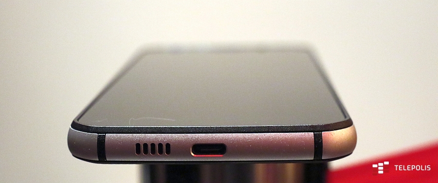 CAT S52 to odporny telefon godny Bonda. Kobiety Bonda