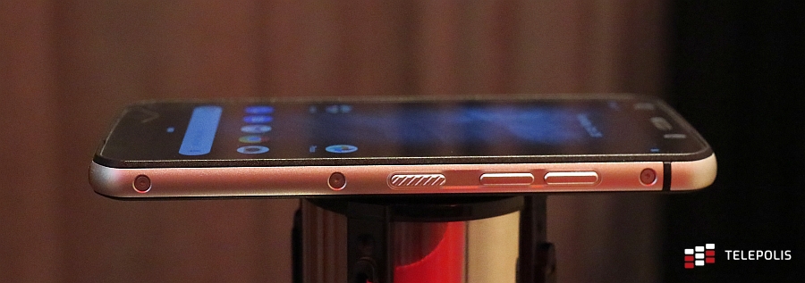 CAT S52 to odporny telefon godny Bonda. Kobiety Bonda