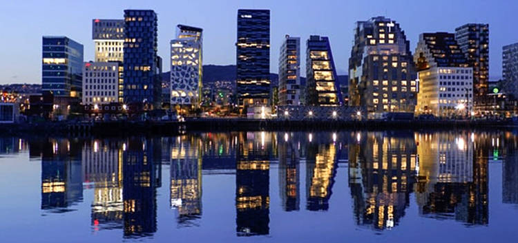 Norwegia nie zbanowała Huaweia, ale Telia wybrała firmę Ericsson jako dostawcę 5G