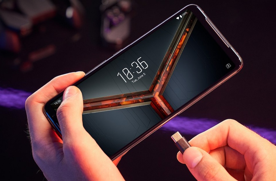 Asus: Jaki będzie laptop przyszłości? Tajwański producent pyta o to Polaków