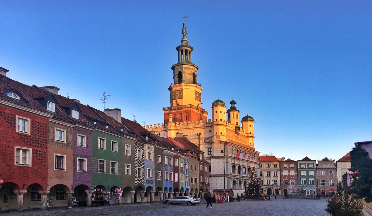 Poznań wybrał dostawcę usług telefonii komórkowej. Wygrał Polkomtel, operator sieci Plus