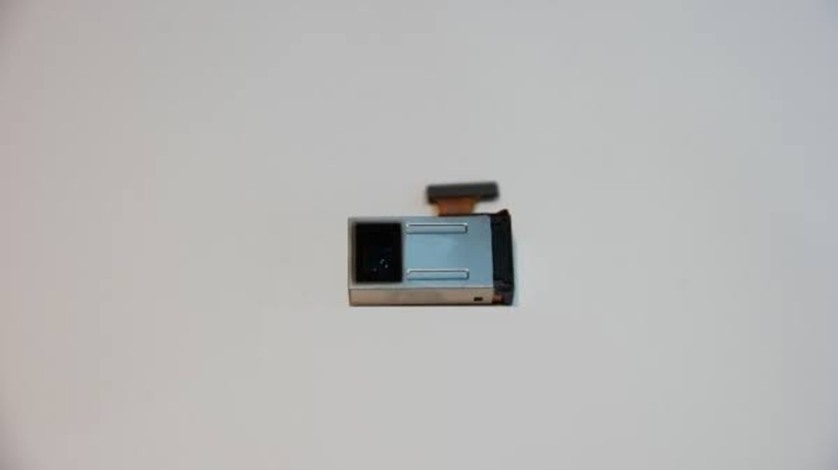 Samsung Galaxy S11+ z peryskopowym teleobiektywem. Tak wygląda ten moduł