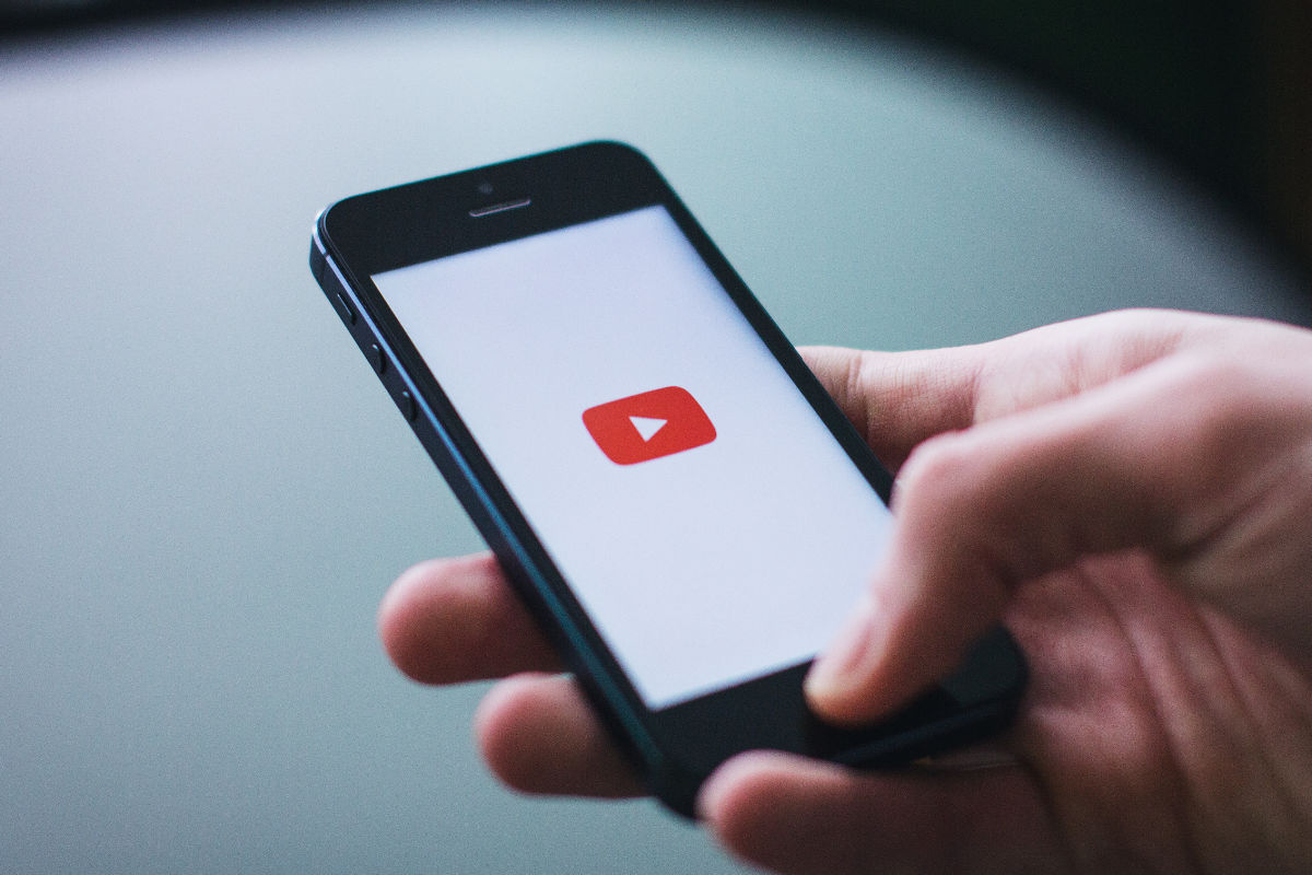YouTube testuje praktyczną zmianę: widok kanału w miejscu na komentarze