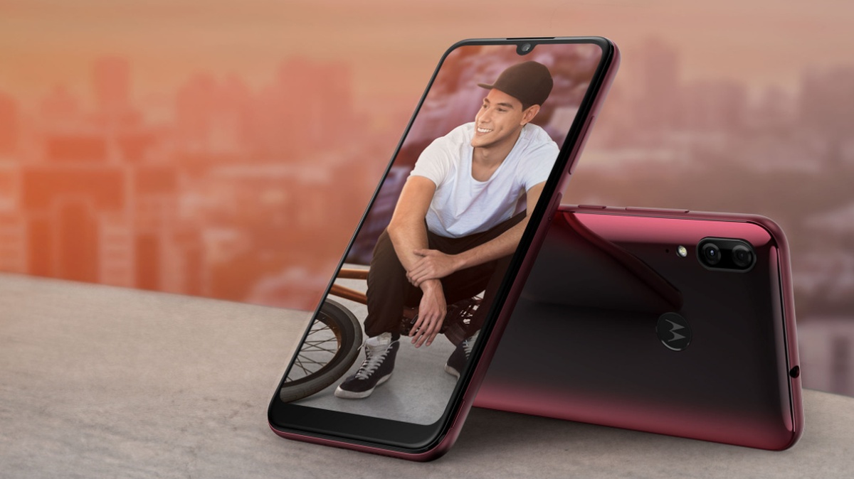 Jaki telefon wybrać na wiosnę? Najlepsze smartfony - marzec 2020