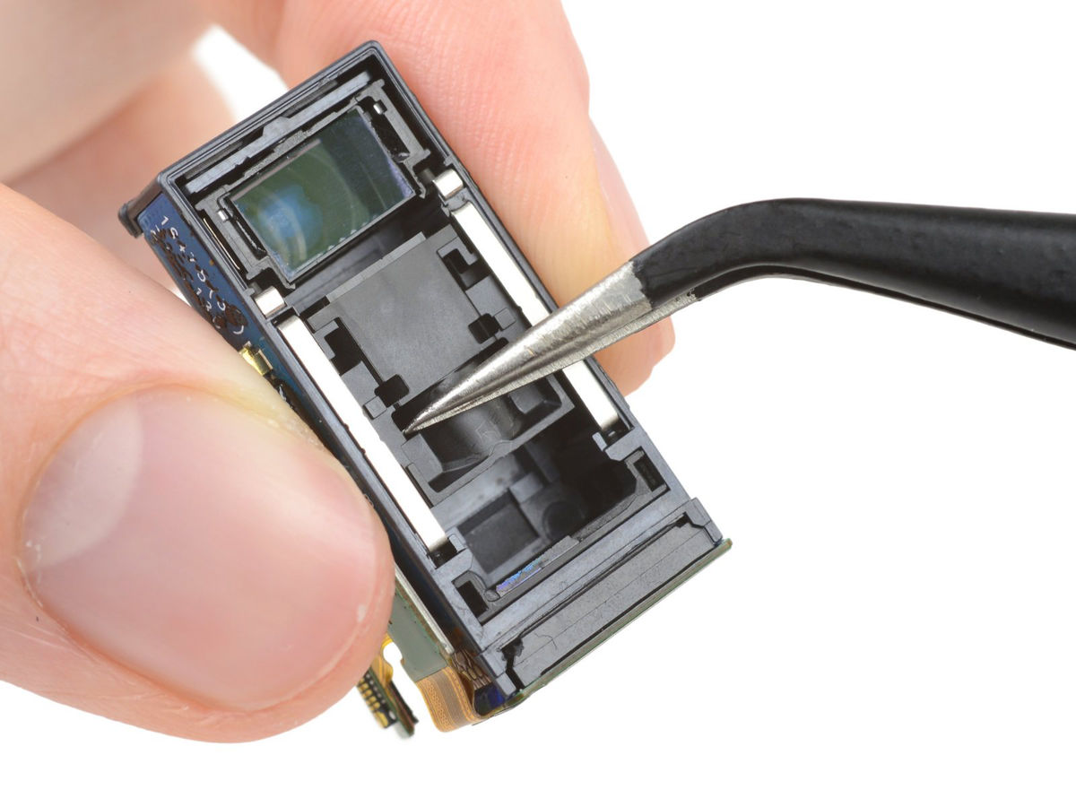 Galaxy S20 Ultra rozebrany przez iFixit. Naprawianie go to koszmar