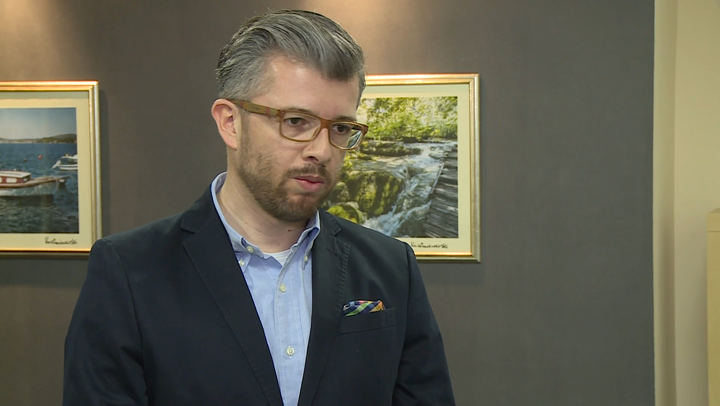 Operatorzy telekomunikacyjni tną koszty i oferują produkty z innych kategorii [wideo]