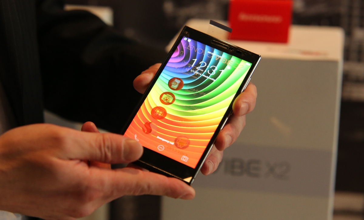 Lenovo bezpłatnie przedłuża gwarancję na swoje produkty, w tym smartfony Motorola