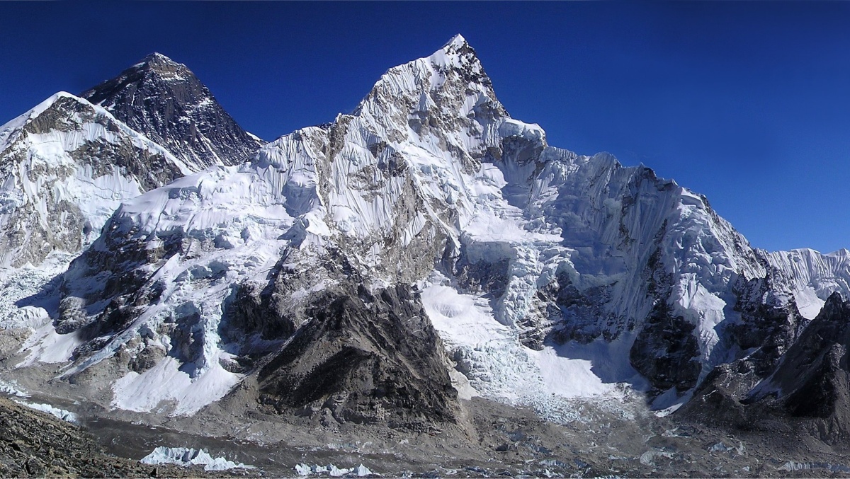 Zdobywcy Mount Everest mogą korzystać z 5G sieci China Mobile
