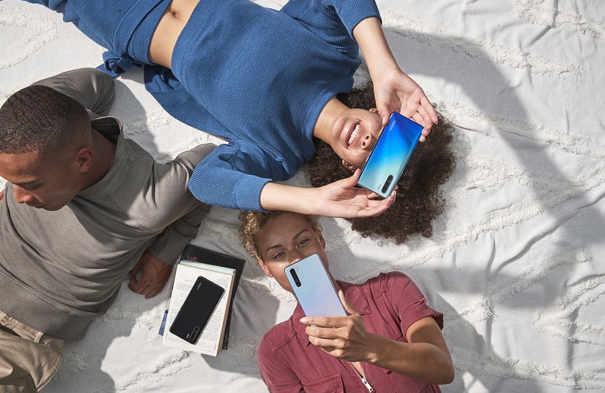 Oppo Reno3 również wchodzi do Polski. Start sprzedaży już jutro