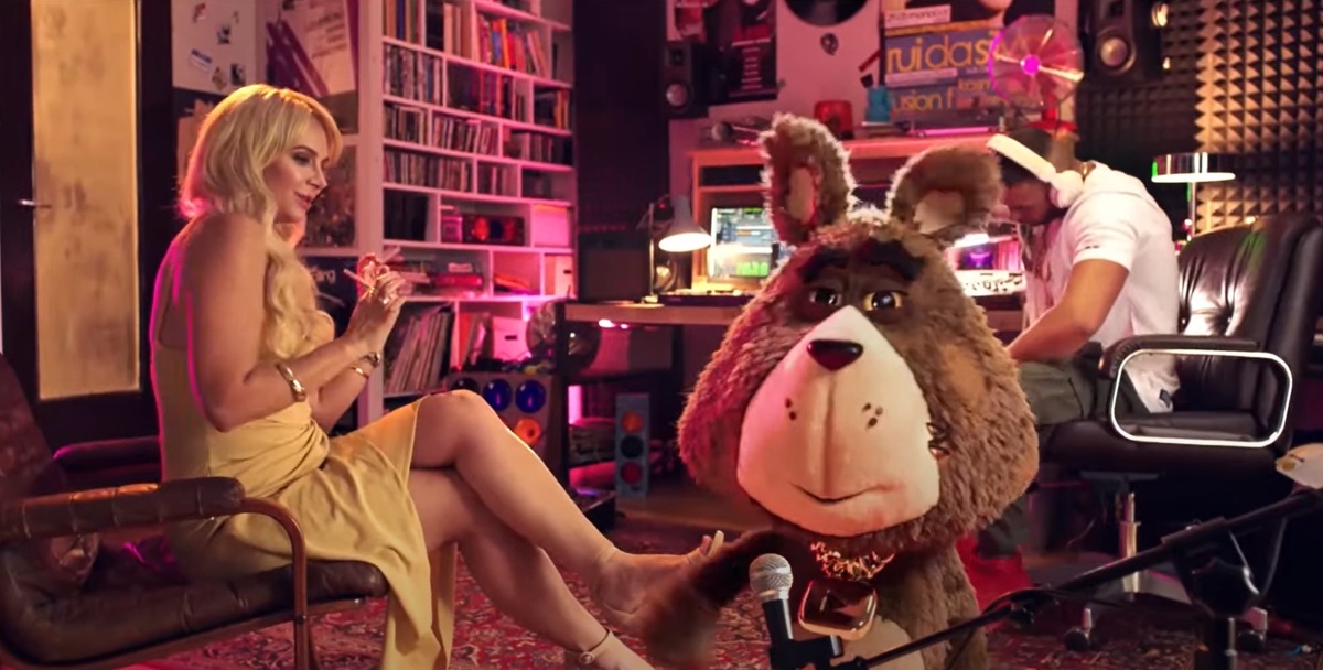 O czym nawija Plush w akcji #Hot16Challenge2? [wideo]