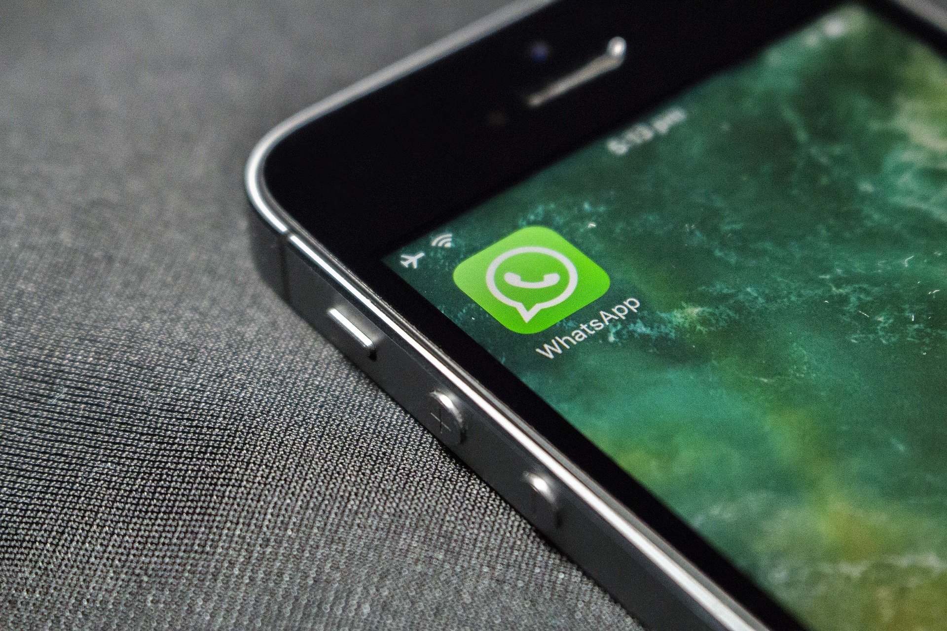 Jeśli korzystałeś z tej funkcji WhatsAppa, Twój numer mógł być dostępny dla wyszukiwarki Google