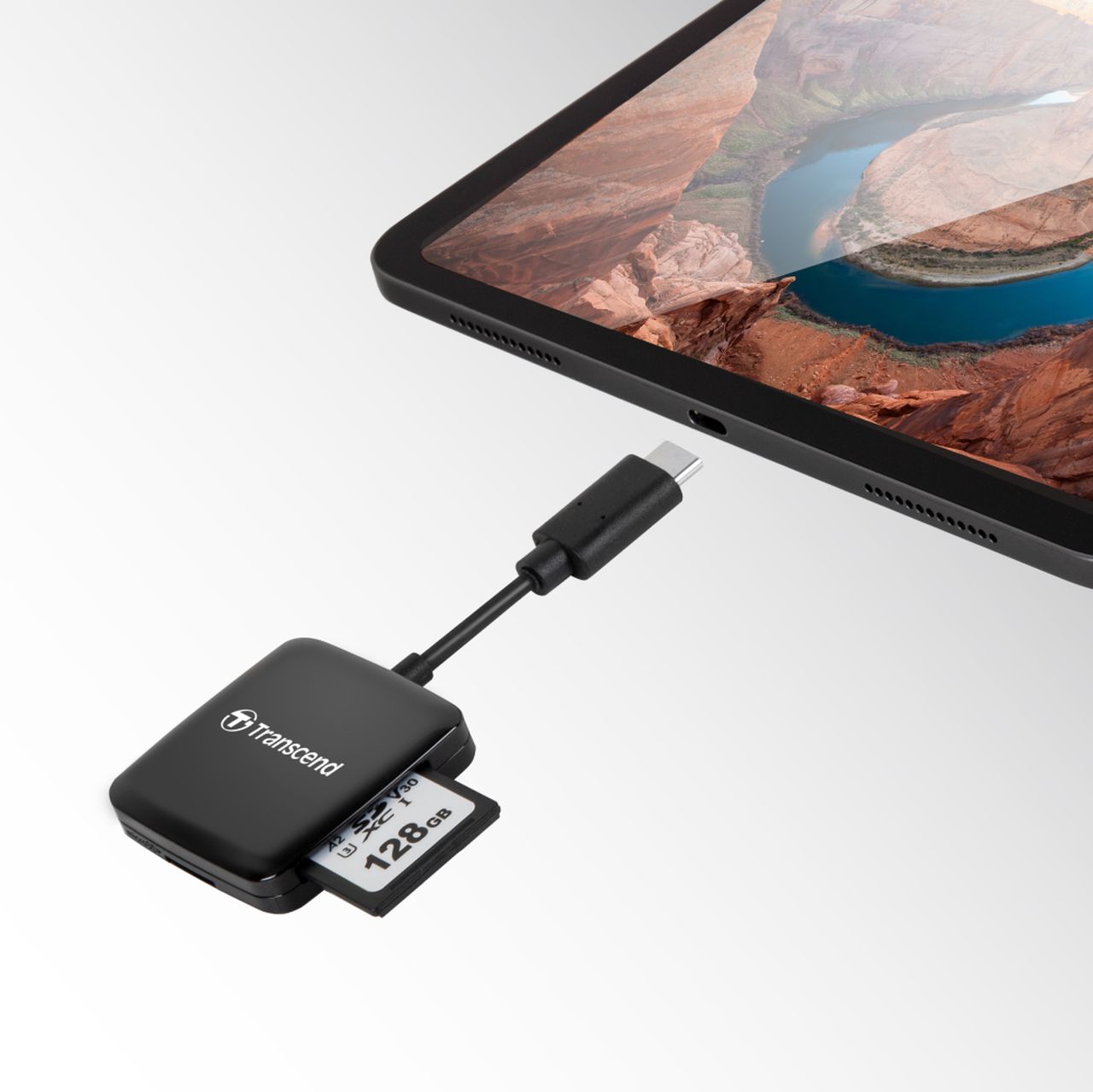 Transcend prezentuje nowy, kompaktowy czytnik kart pamięci z symetrycznym USB-C