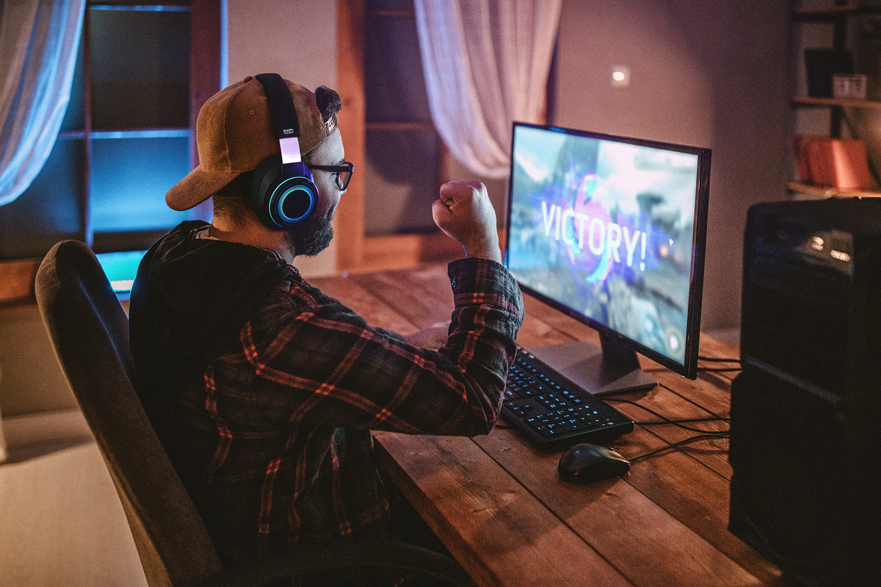 CREATIVE SXFI GAMER Zestaw Słuchawkowy dla Graczy z Technologią Super X-FI i Mikrofonem CommanderMic