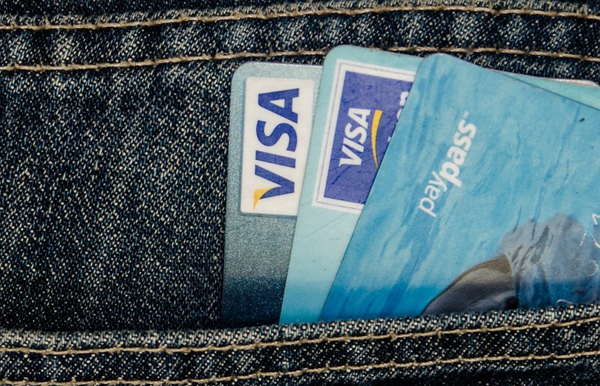 Karty Visa Banku Pekao wykorzystamy w płatnościach zegarkami Garmin i Fitbit